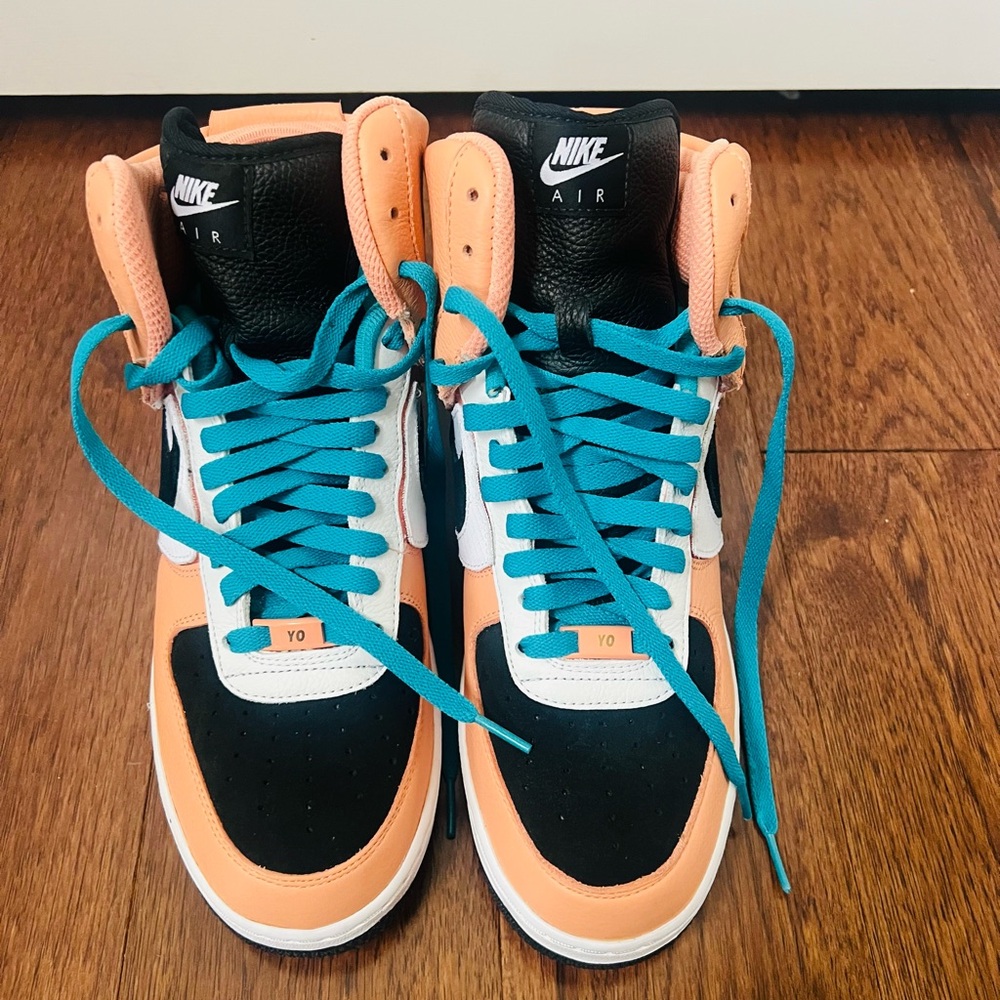 Nike Vibrant High-Top Sneakers with Teal and coral size 8.5 - Picture 12 of 12